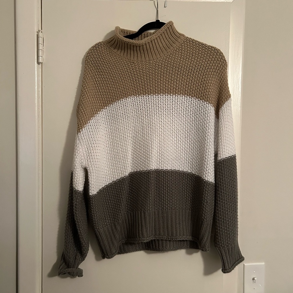 Chunky turtleneck/ striped sweater